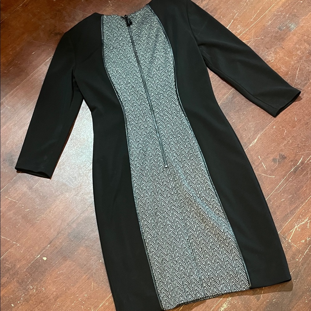 🌻3/$15🌻 Tahari Chic 3/4 Sleeve Black and Gray Dress - Picture 9 of 16